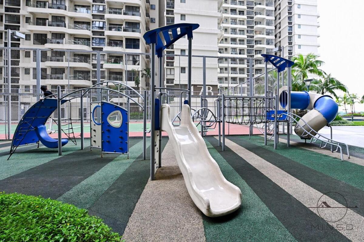 조호르 바루 Kingsbay B #5Pax #Vintagewood #Highfloor 아파트 외부 사진